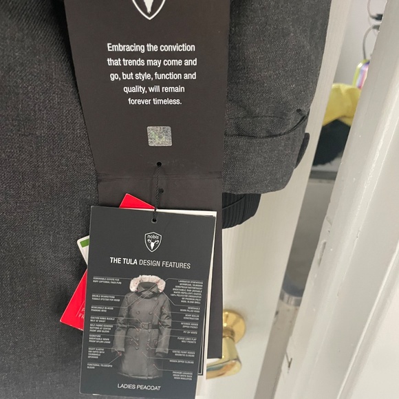 BNWT Nobis Tula Luxury Down Jacket - Picture 6 of 6